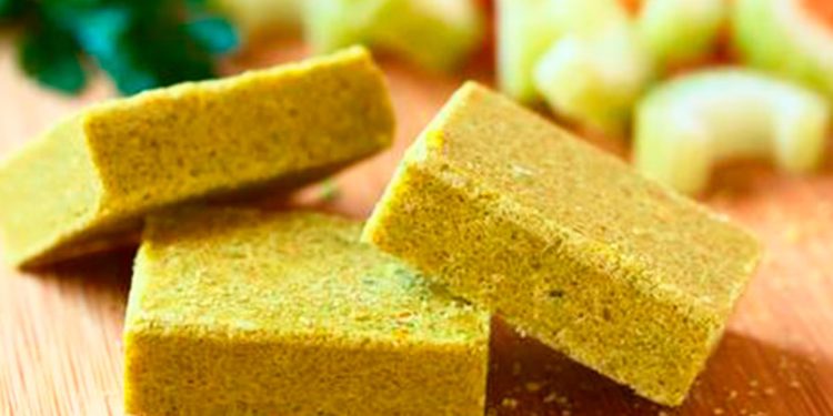 Cubitos de consomé: el enemigo silencioso en tu cocina