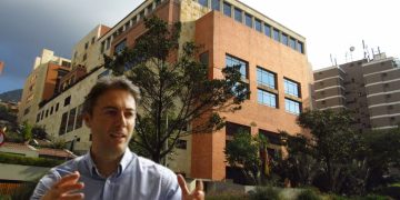 Club El Nogal rechaza comentario discriminatorio contra Daniel Quintero durante altercado con socia