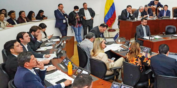 Mesa Directiva de la Cámara contradice a la presidenta de la Comisión Séptima del Senado sobre proyecto de reforma a la salud