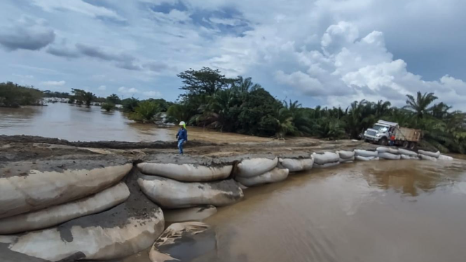 “Vivimos entre el agua y el olvido”: nuevo desbordamiento del Canal de Caregato agrava crisis en La Mojana