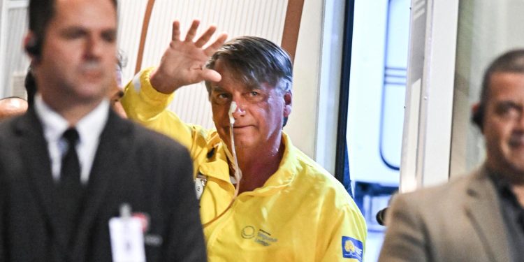 Jair Bolsonaro, expresidente brasileño, mantiene “buena recuperación clínica”