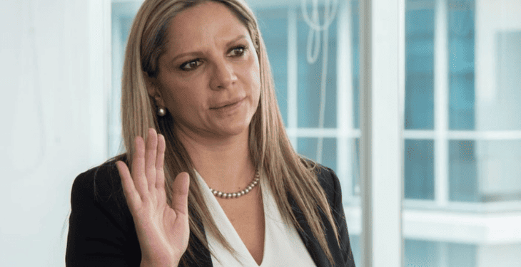 Esposa del ministro de Salud es investigada por presuntas presiones en la Superintendencia de Salud