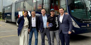 Alcalde Alejandro Char presenta nuevas unidades para el sistema Transmetro de Barranquilla