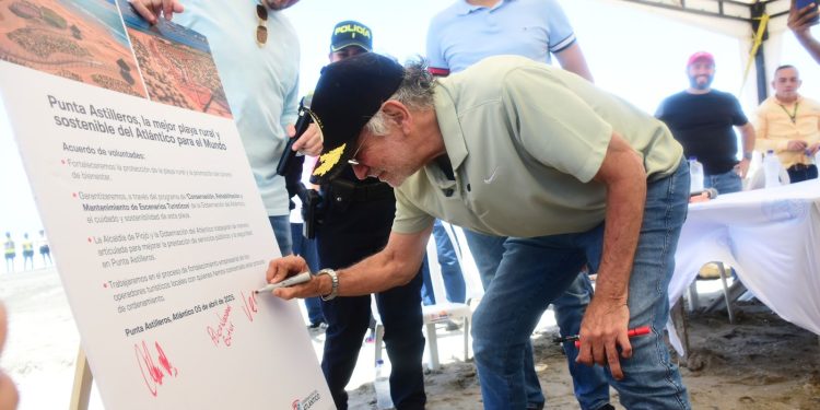 Gobernador Eduardo Verano anunció que el ordenamiento de playa de Punta Astilleros iniciará después de Semana Santa
