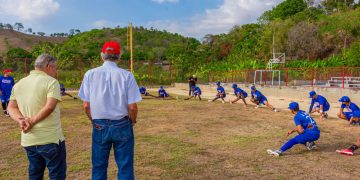 Gobernador Eduardo Verano destaca impacto del Premundial U14 en jóvenes beisbolistas