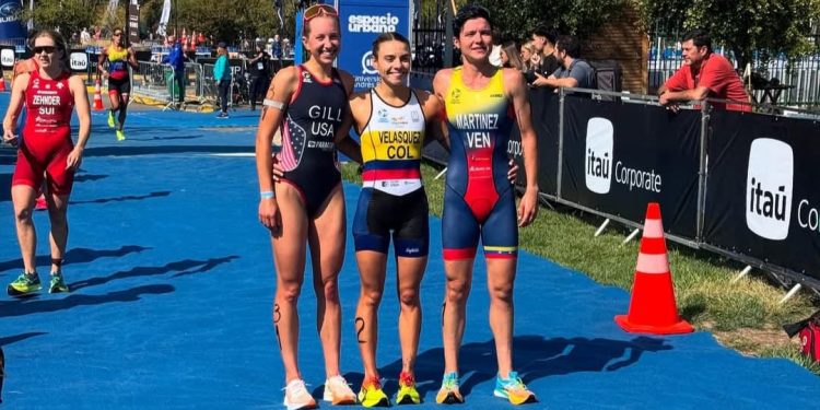 Triunfo para María Carolina Velásquez en el Sudamericano de Triatlón