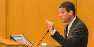 “Presidente, serene su espíritu”: senador Mauricio Gómez rechaza insultos de Petro contra Efraín Cepeda