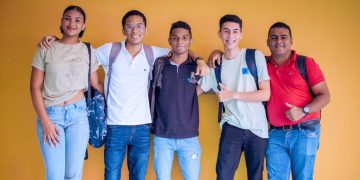 Más de 115.000 víctimas del conflicto se benefician de gratuidad en educación superior en Colombia