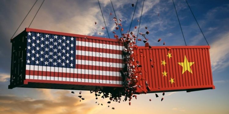 China sube los aranceles sobre bienes de Estados Unidos hasta el 125 %