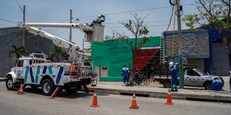 Mantenimientos eléctricos este lunes dejará sin energía a sectores en Juan Mina, Santa Mónica y Concepción