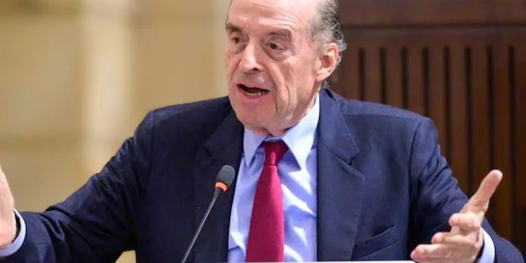 “Fue en París donde pude confirmar que usted tenía el problema de la drogadicción”: excanciller Álvaro Leyva al presidente Gustavo Petro