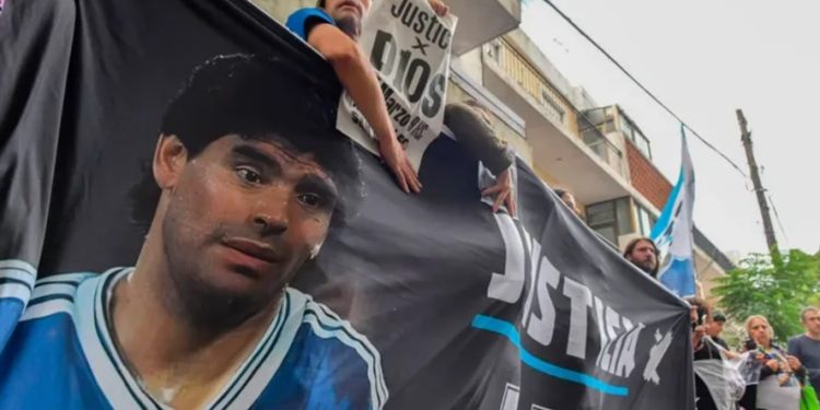 Peritaje revela que Maradona no tenía alcohol ni drogas en su sangre al momento de su muerte