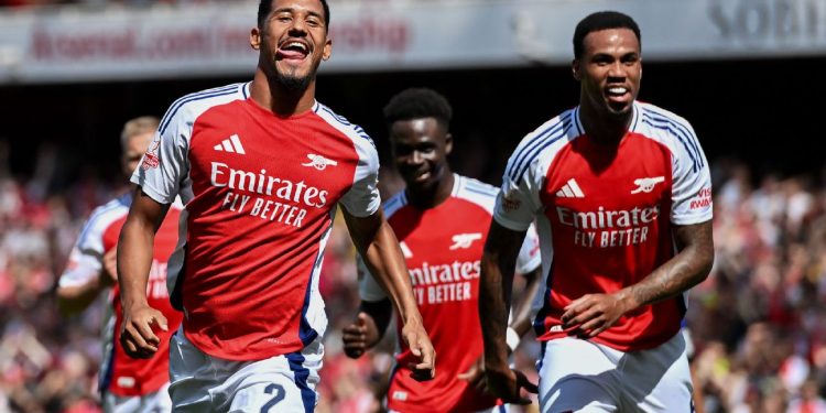 Premier League: Clubes gastaron 539 millones de dólares en comisiones a agentes