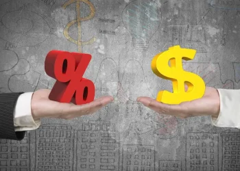 Grupo Aval advierte que no es momento de bajar tasas de interés en Colombia