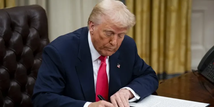“Es una revolución económica y vamos a ganar”: Trump sobre guerra comercial