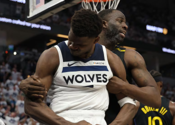 Golden State vence a Timberwolves en el primer juego de semifinales