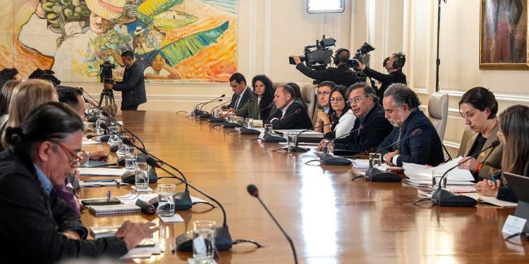 Cuestionan reparto de pauta oficial: Consejo de Estado admitió demanda contra decreto presidencial