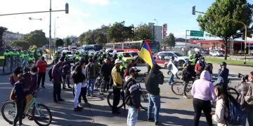 ¿Dinero de por medio?: Al descubierta quedó la estrategia que vándalos emplean para desmanes en Bogotá en medio del paro nacional