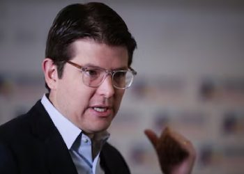 Miguel Uribe asegura que Colombia está “al borde de la quiebra” y acusa Petro de derrochar recursos públicos