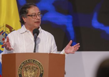 ¿Desencanto en casa? Senador del Pacto Histórico critica duramente al Gobierno Petro