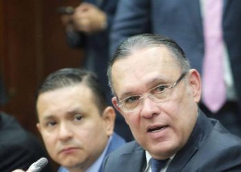 Partido Conservador reitera su rechazo a la reforma laboral del Gobierno y presenta ponencia alternativa