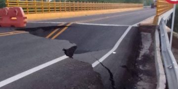 Cierre de la Vía al Mar entre Cartagena y Barranquilla afecta gravemente a transportadores y turistas