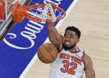 Brunson y Towns salvan a los Knicks y fuerzan el Juego 6