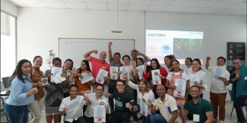 ¡Abierta convocatoria! Distrito entregará becas a docentes de inglés para inmersión académica en el Reino Unido