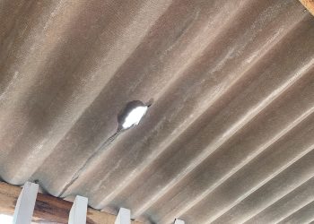 Jóvenes protagonizan nuevo enfrentamiento en La Esmeralda y causan daños en viviendas