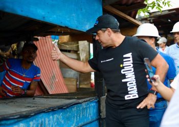 Barranquilla exalta la fuerza y el trabajo de los comerciantes en su día