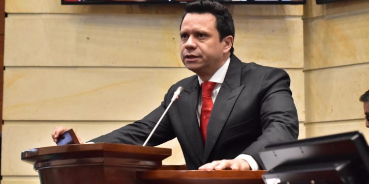 Senado tiene la última palabra: Gobierno no podrá convocar consulta popular si esta es negada