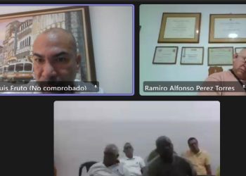 Defensa del notario de Santo Tomás cuestiona investigación de la Fiscalía en caso de robo de tierras