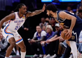 OKC resiste en Denver y empata la serie