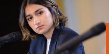 Canciller Laura Sarabia ¿con un pie fuera de su cargo?