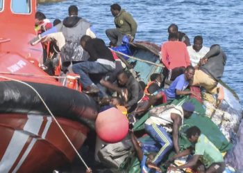 Tragedia en Canarias: mueren siete migrantes, entre ellos tres menores, al hundirse embarcación en El Hierro
