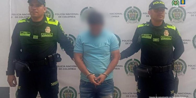 Envían a prisión a hombre señalado de agredir a su hijastra en Bogotá