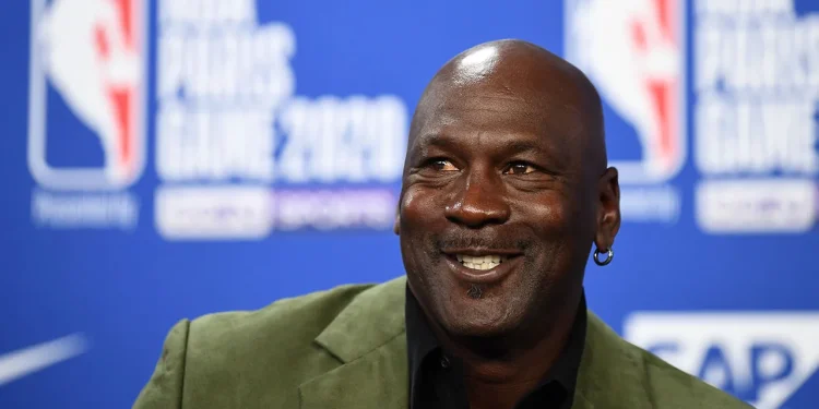 Michael Jordan se une a NBC como comentarista de la NBA