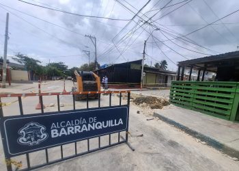 ¡Estamos mejorando las calles por donde miles de barranquilleros se mueven diariamente!: alcalde Char