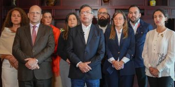 Tras caída de la consulta, Petro acusa al Congreso de “trampa” y convoca al pueblo