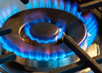 SuperServicios ordena a Alcanos reducir tarifas de gas o compensar a usuarios por alza del 51%