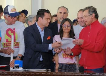 Oficialmente fue radicada consulta popular