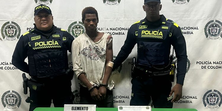 Capturado en flagrancia hombre que hurtó celular en el centro de Barranquilla