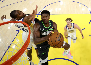 Timberwolves resisten y toman ventaja en la serie
