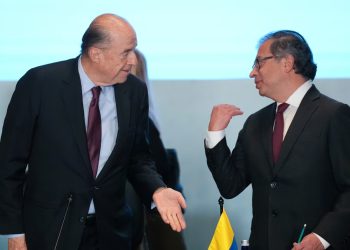 Fuerte cruce de declaraciones entre Petro y Leyva Durán: ¿Crisis política en Colombia?