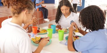 Toda una delicia: comida preparada en sitio en colegios con PAE en el Atlántico