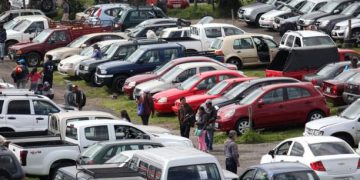 Subasta virtual de la Dian ofrecerá carros, motos y camiones desde $2 millones: así puede participar