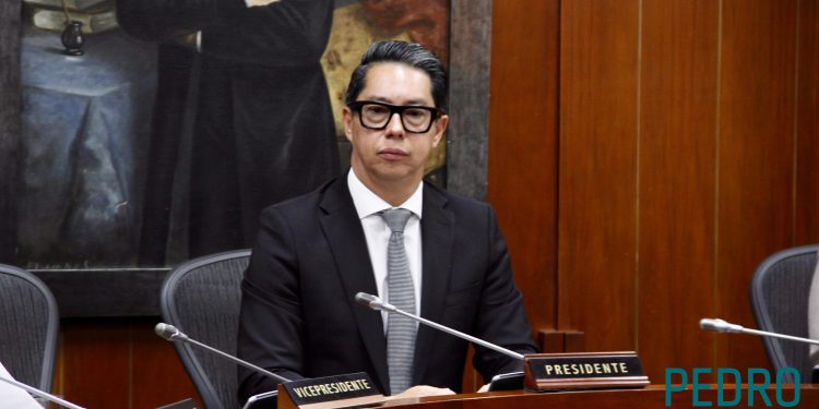 “Superar el cáncer no puede seguir siendo una condena financiera”: senador Pedro Flórez sobre proyecto de ley del olvido oncológico