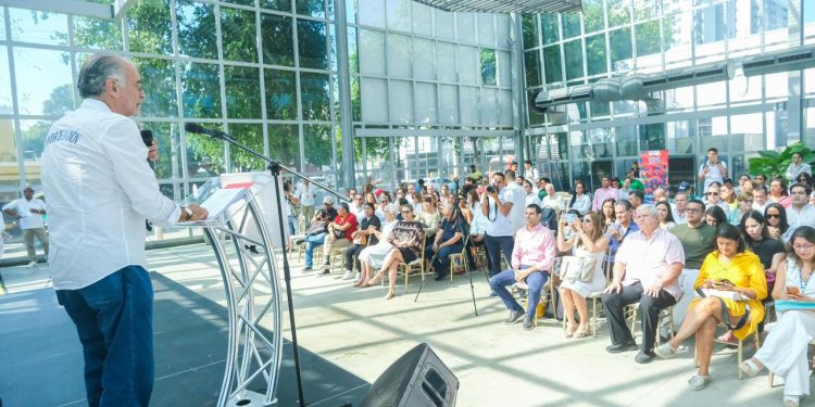 “Hoy el Atlántico avanza”: Gobernador Eduardo Verano presentó balance de gestión con foco en infraestructura, salud y educación