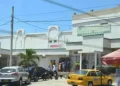 Asesinan a hombre tras hacerlo bajar de una moto en barrio Las Américas