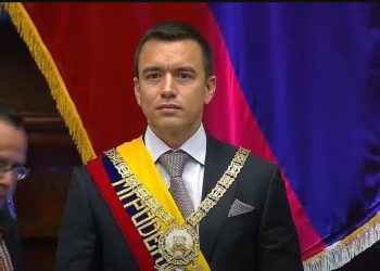 Daniel Noboa asume nuevo mandato presidencial en Ecuador con respaldo internacional y mayoría parlamentaria